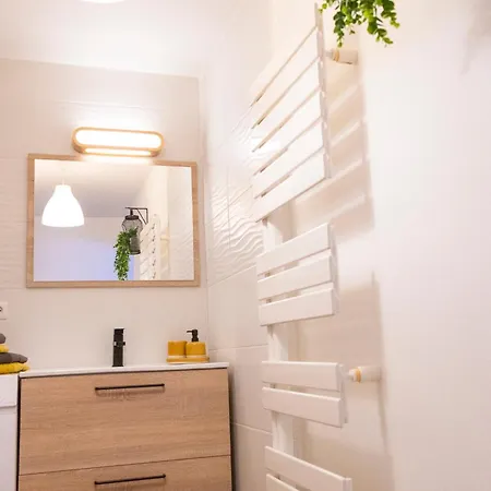 Joli Nid Douillet Proche Nimes Apartment